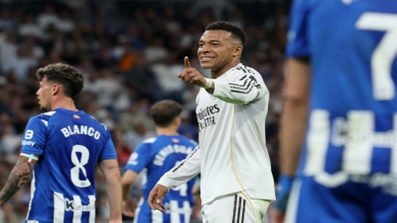 ريال مدريد يستعيد توازنه بالانتصار على ألافيس في الدوري الإسباني